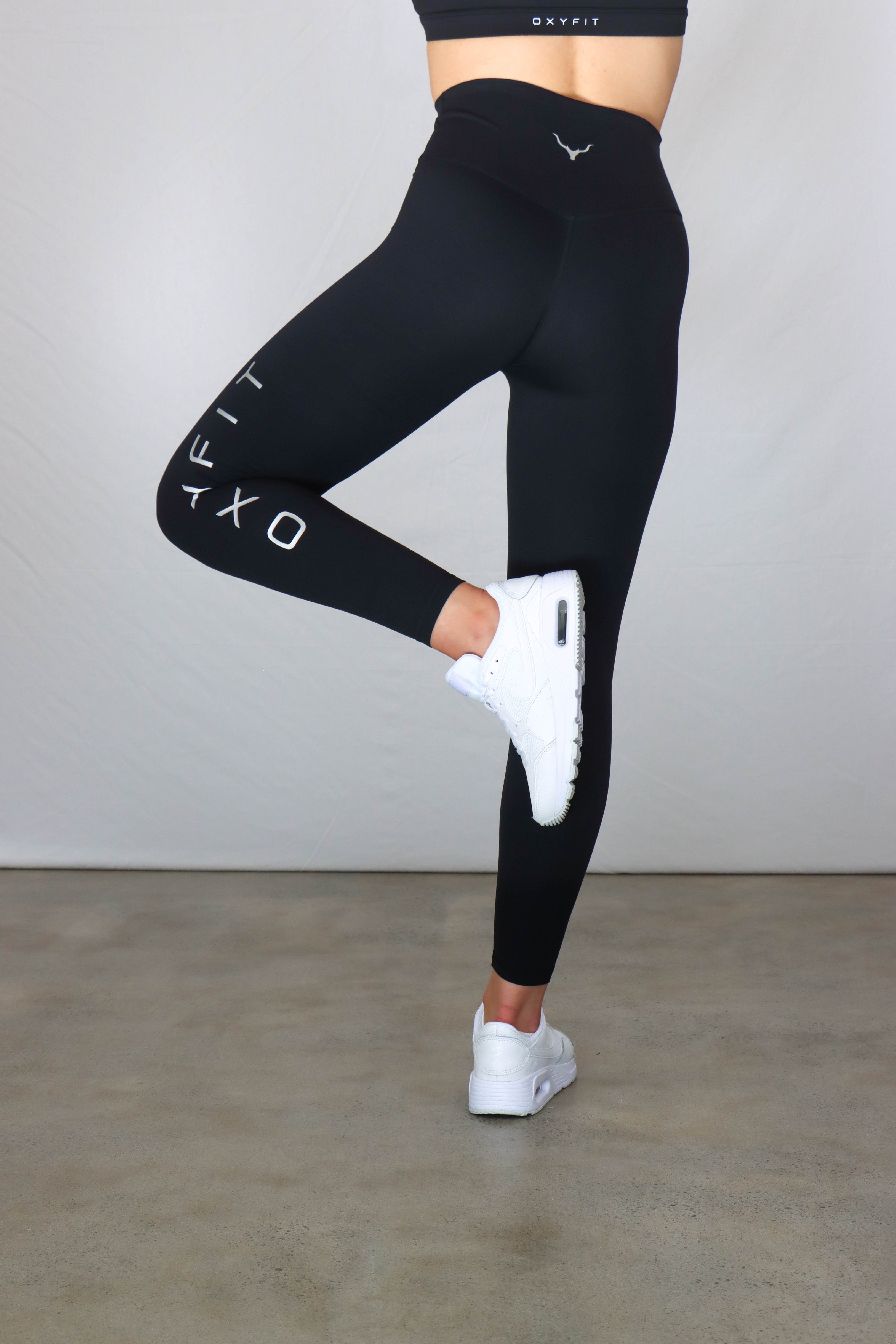 OXYTECH Womens Leggings | Magnify - Metallic Silver