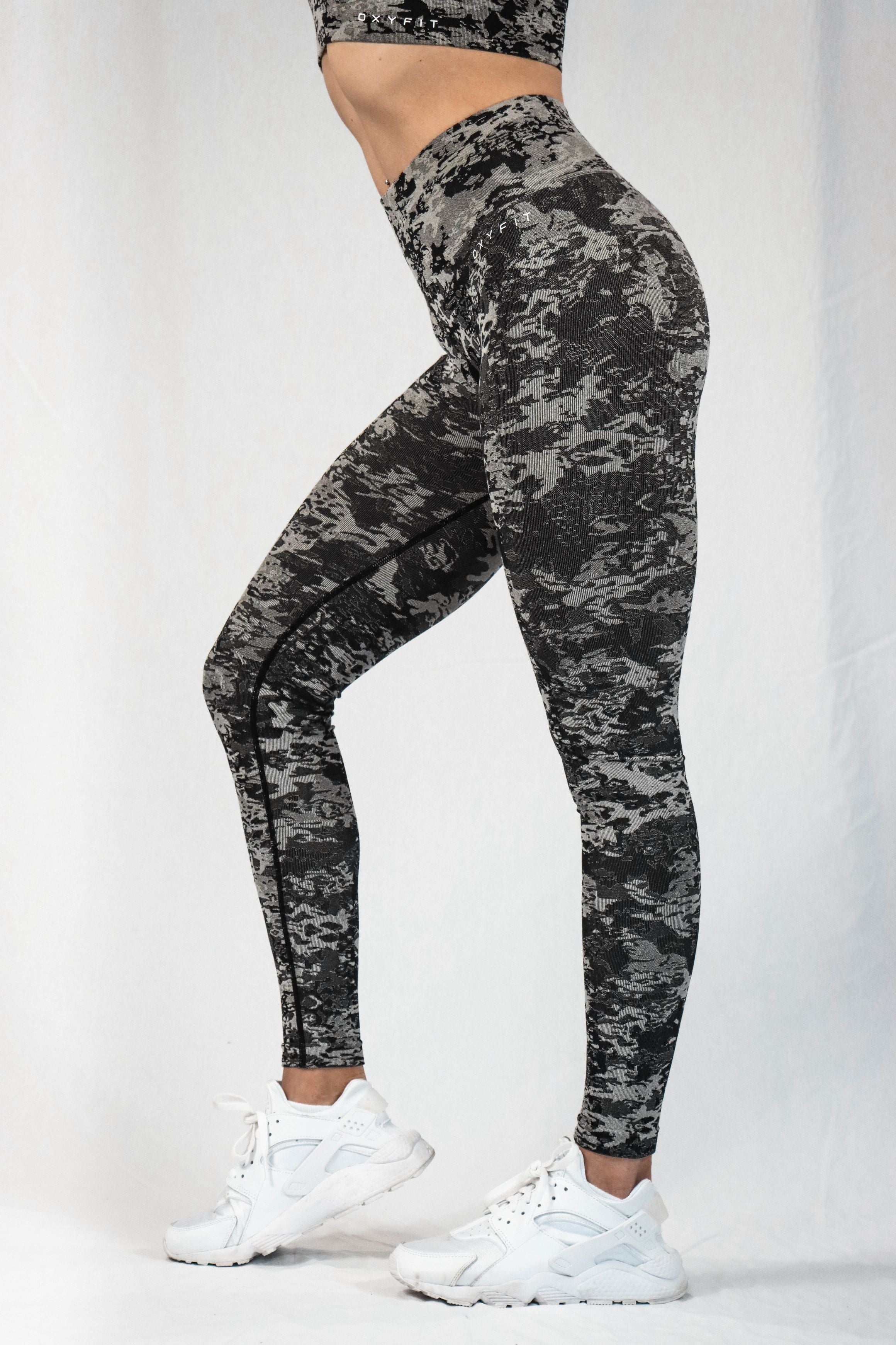 Glitch Camo Leggings - Black Ops