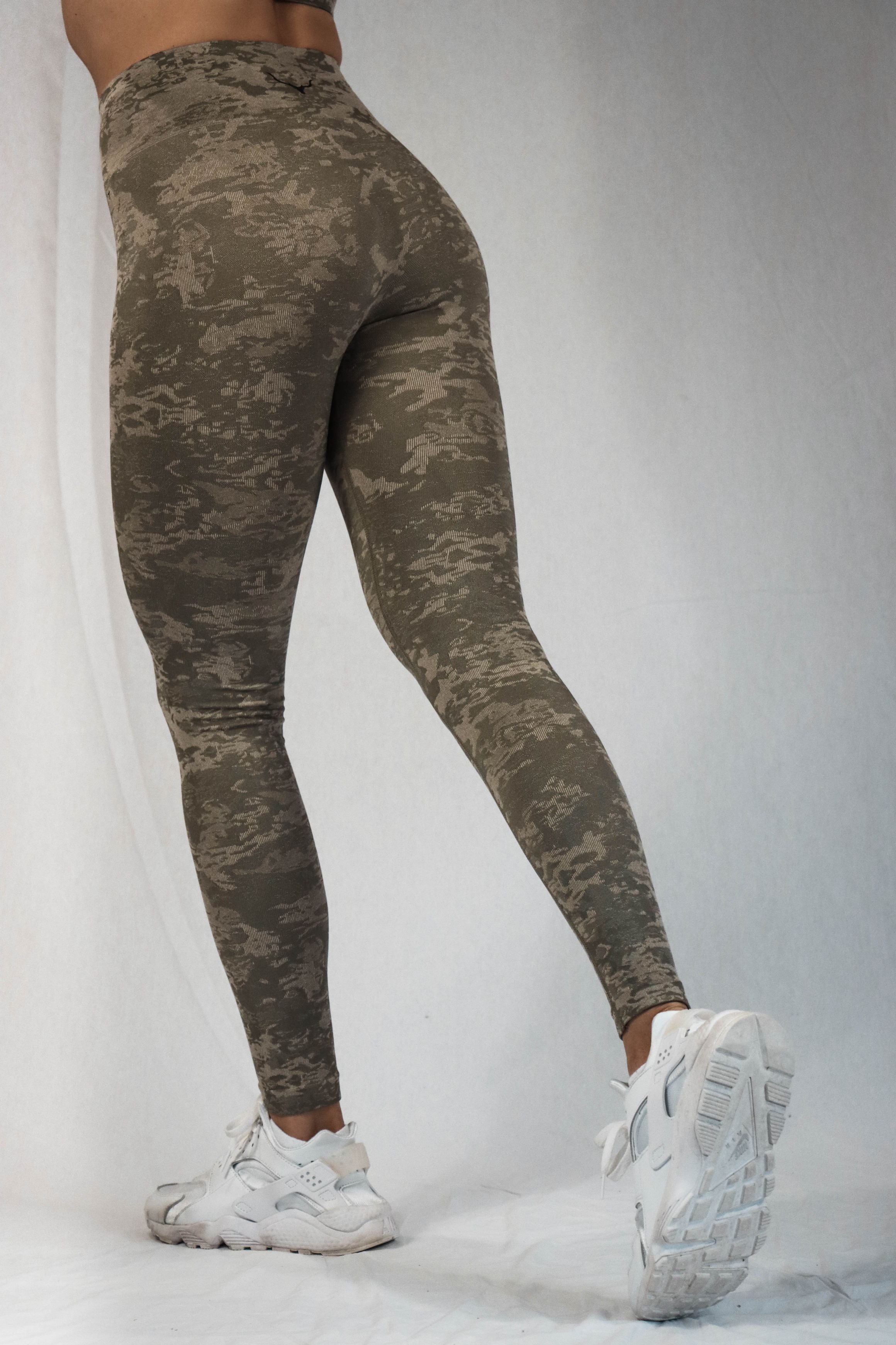 Glitch Camo Leggings - Military Base