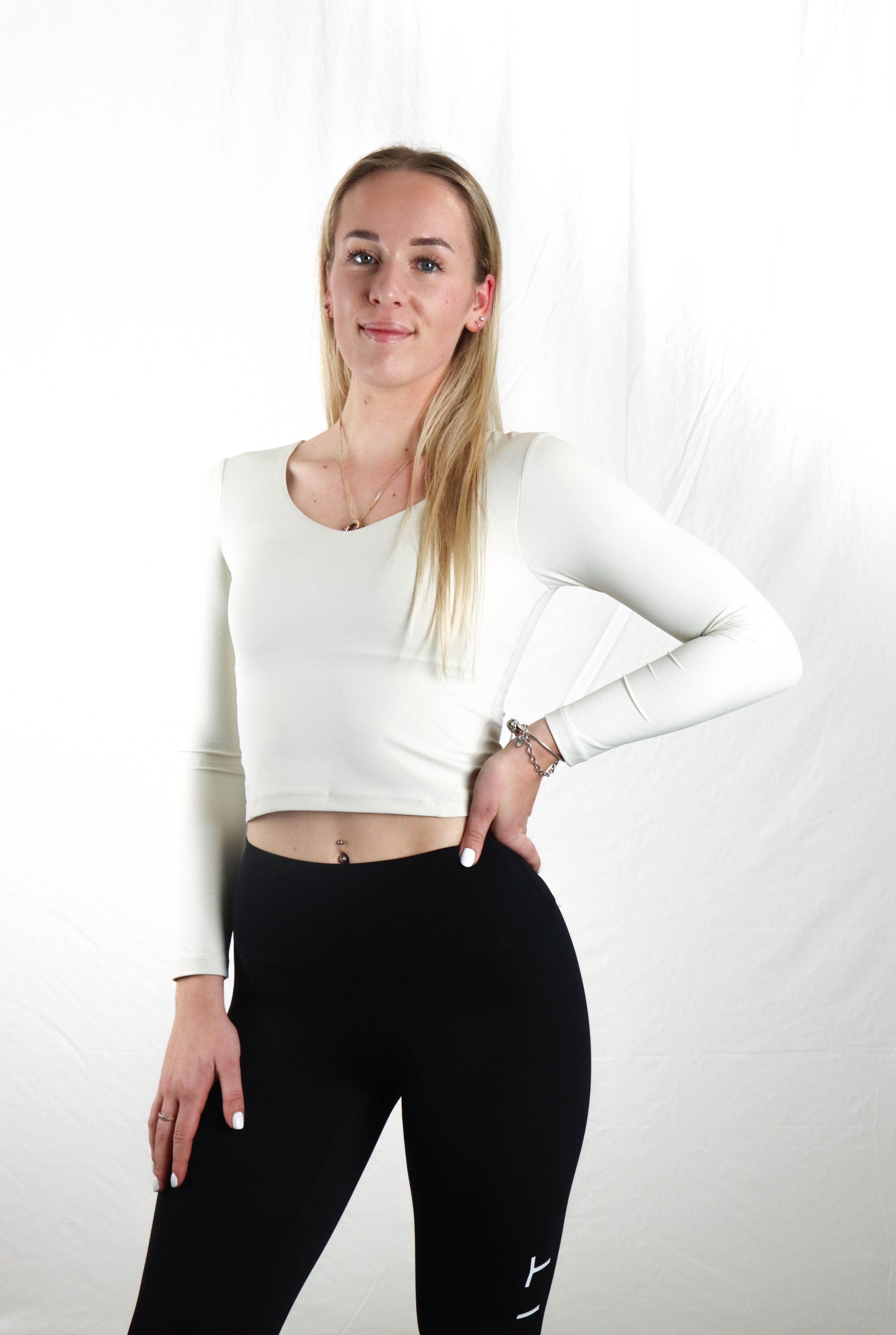 Women's Fitted Crop Long Sleeve